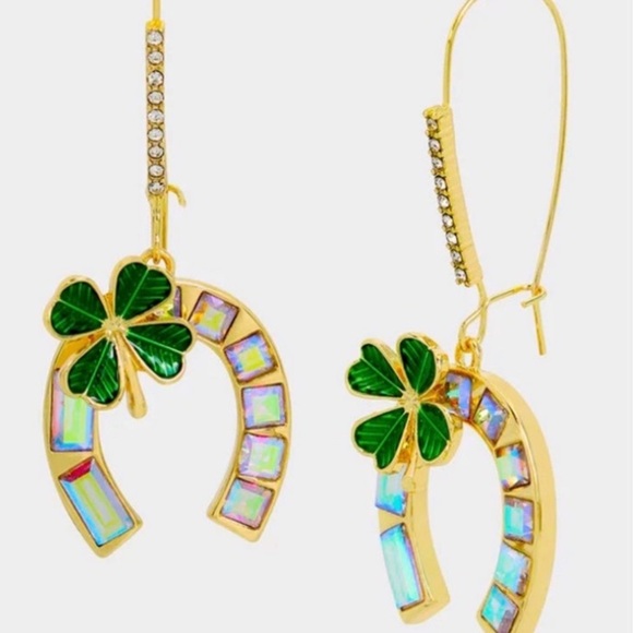 RESERVED BETSEY JOHNSON Lucking Out Horseshoe & Shamrock Crystals Earrings NWT - Picture 7 of 7